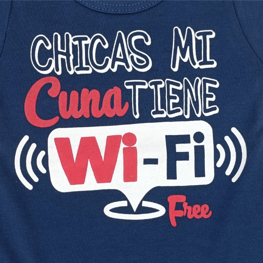 Body Bebé Manga Larga - Chicas mi cuna tiene WIFI Free - N115