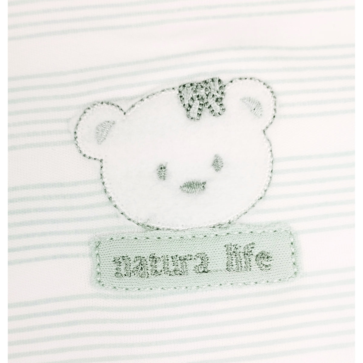 Babero algodon con Broche - W240631