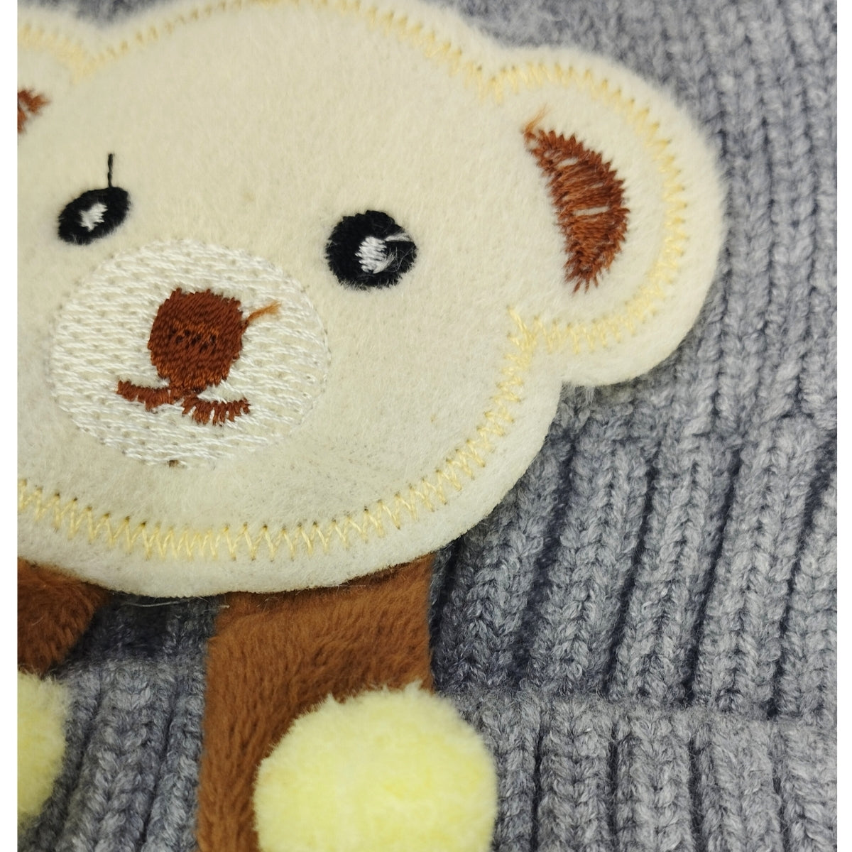 Gorro Bebé - Pompón - Plomo