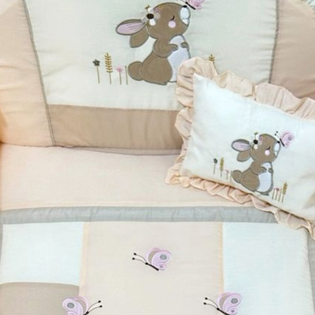 Set de Cuna y Protector Tradición  Conejo de Campo | S01