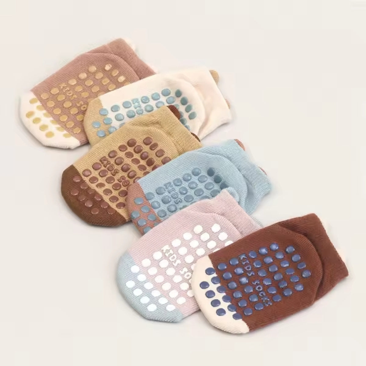 Pack 3 Pares de Calcetines Antideslizantes para Bebé Nina S2329